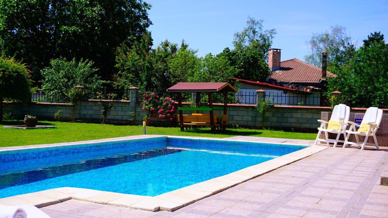 Вила Релакс - Villa Relax Sokolovo ภายนอก รูปภาพ